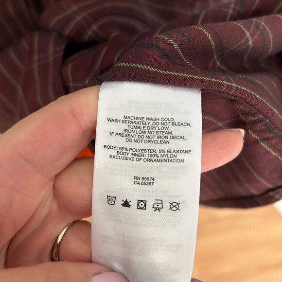 ⭕ Mountain Hardwear Mens XL Long Sleeve Red Striped Snap Western Shirt Pocket - Picture 3 of 6